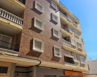 Resale - Apartment - Torrevieja - torrevieja