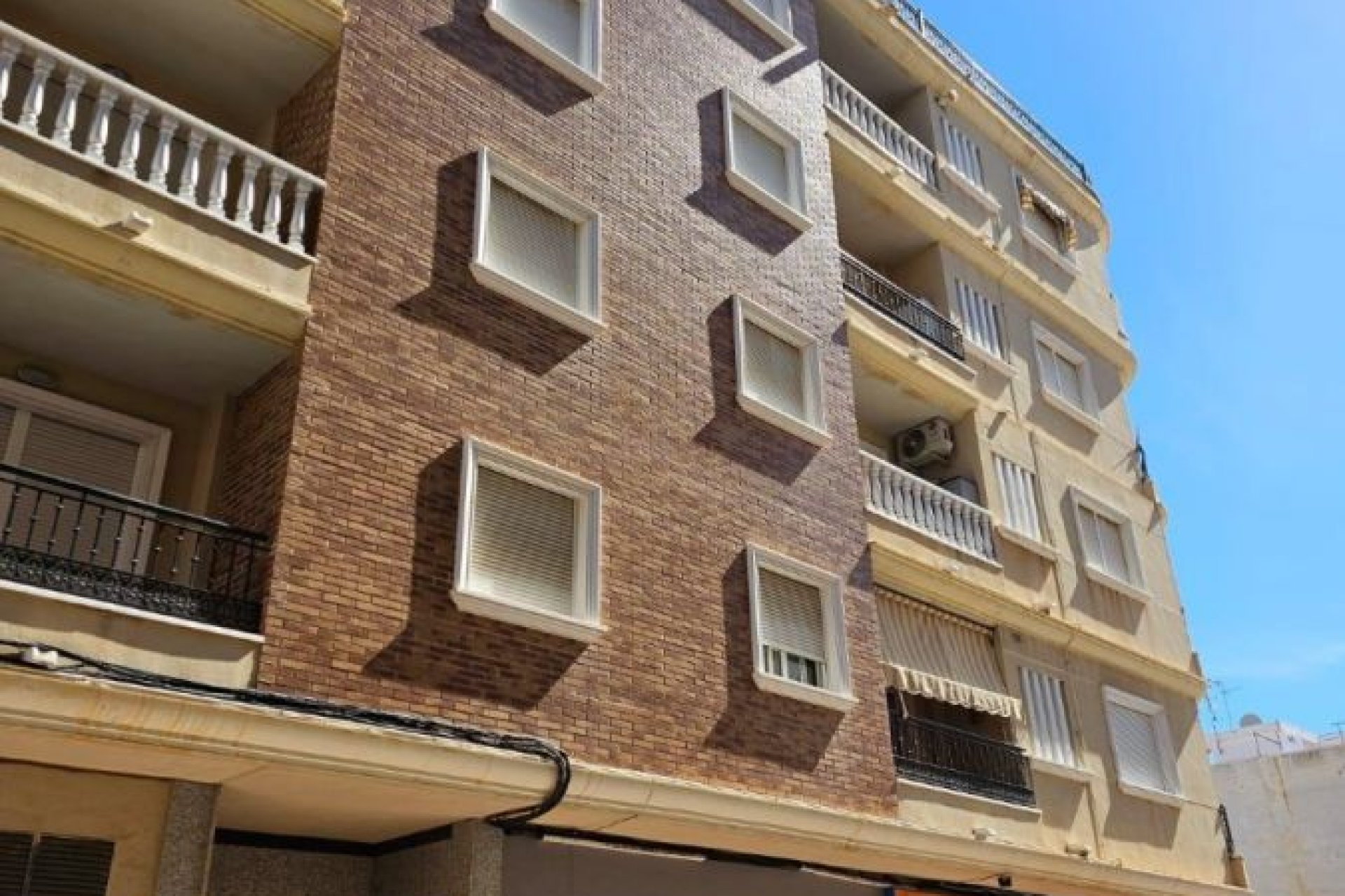 Resale - Apartment - Torrevieja - torrevieja