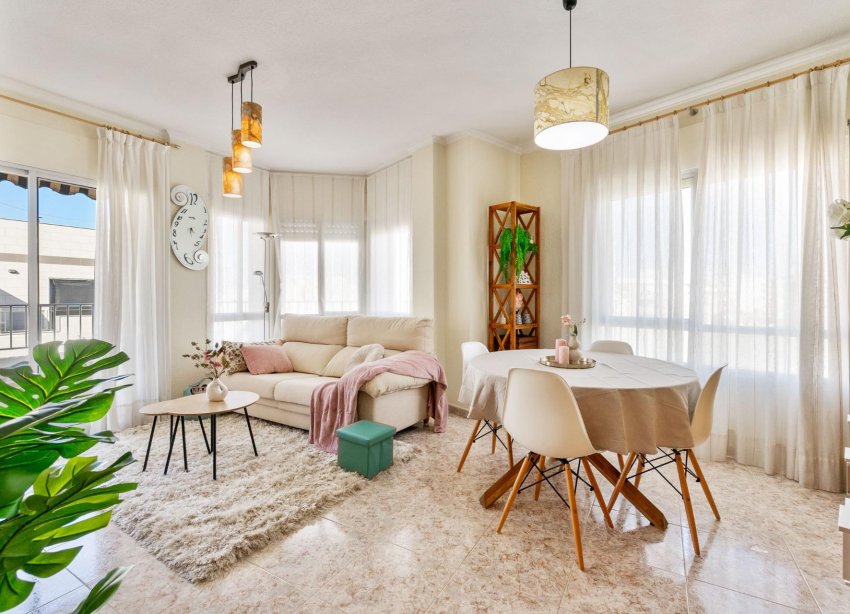 Resale - Apartment - Torrevieja - torrevieja