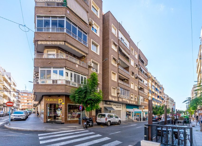Resale - Apartment - Torrevieja - torrevieja