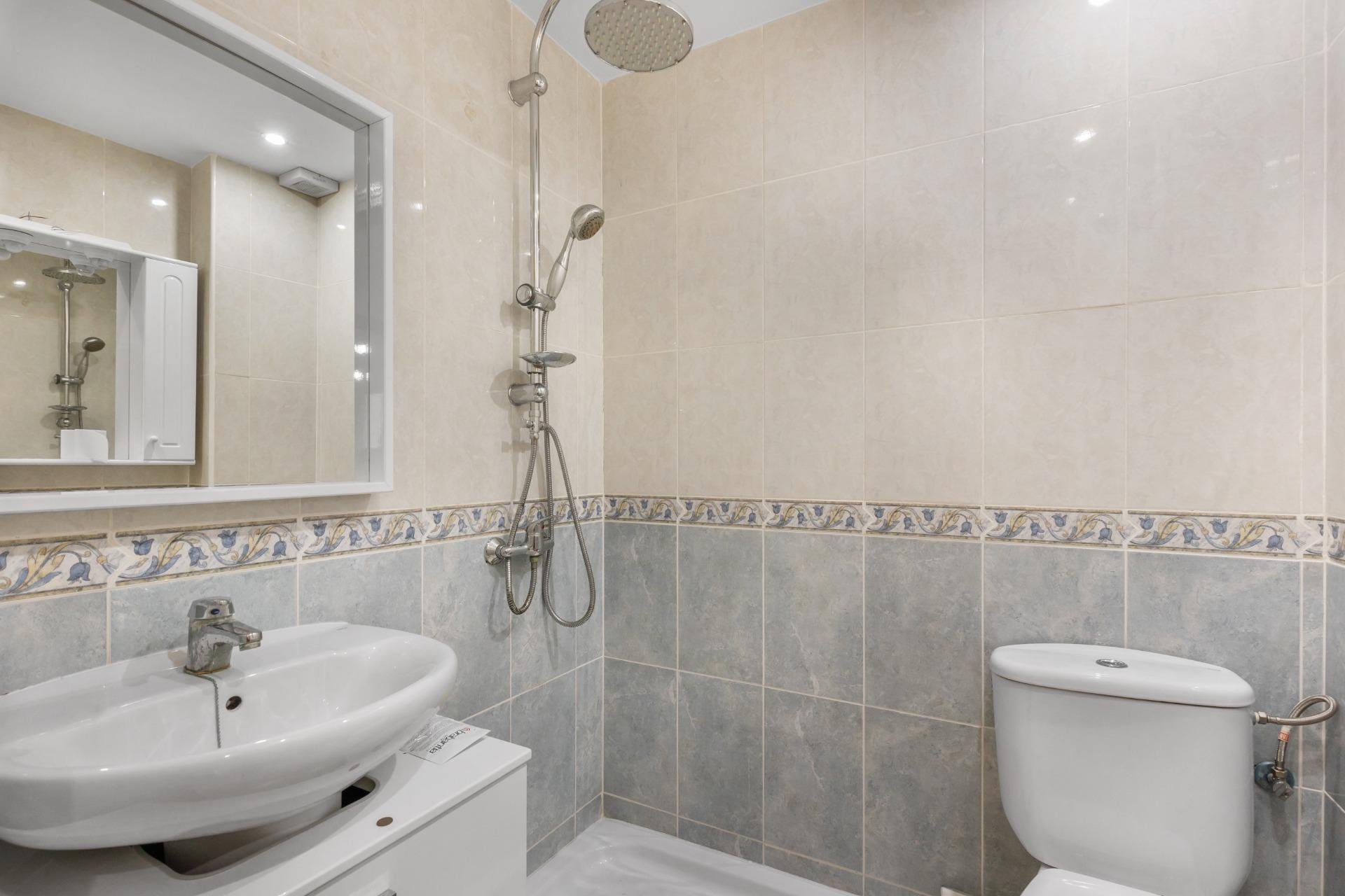 Resale - Apartment - Torrevieja - torrevieja