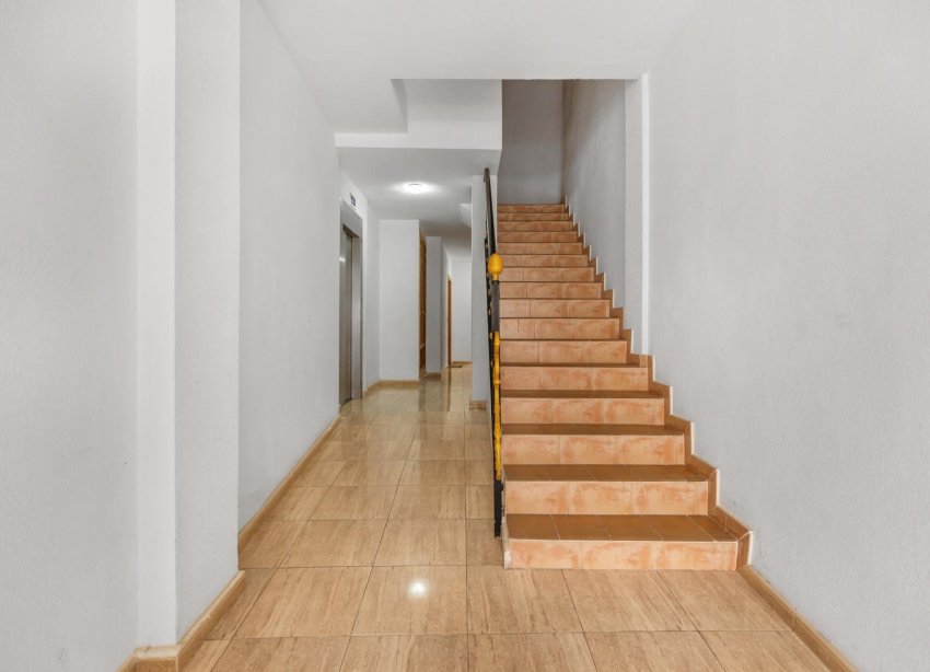 Resale - Apartment - Torrevieja - torrevieja