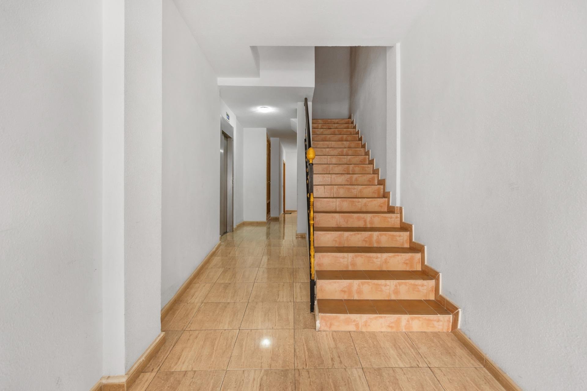 Resale - Apartment - Torrevieja - torrevieja