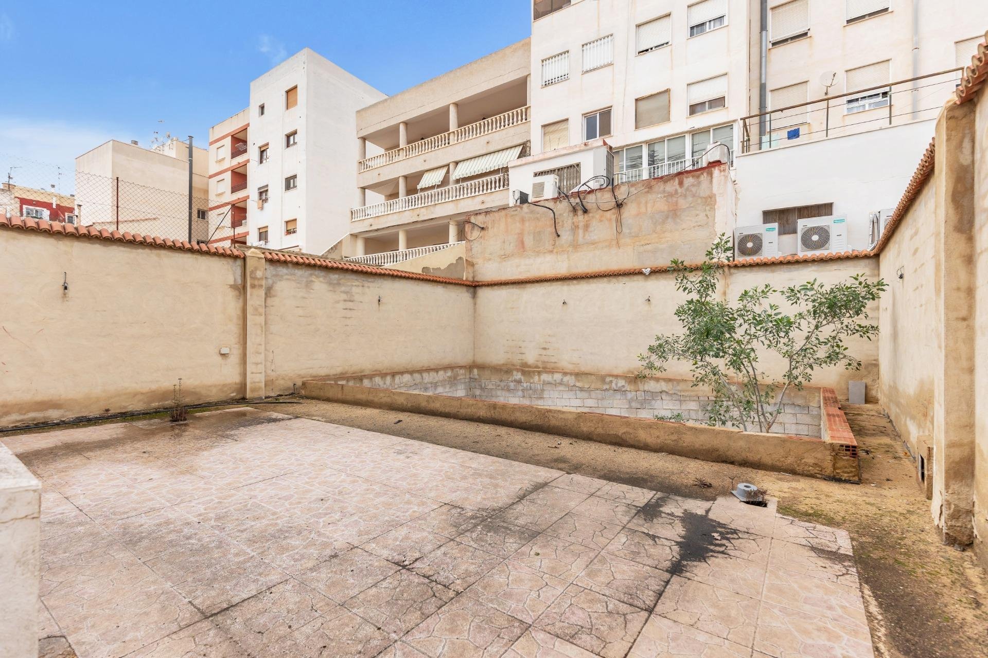 Resale - Apartment - Torrevieja - torrevieja