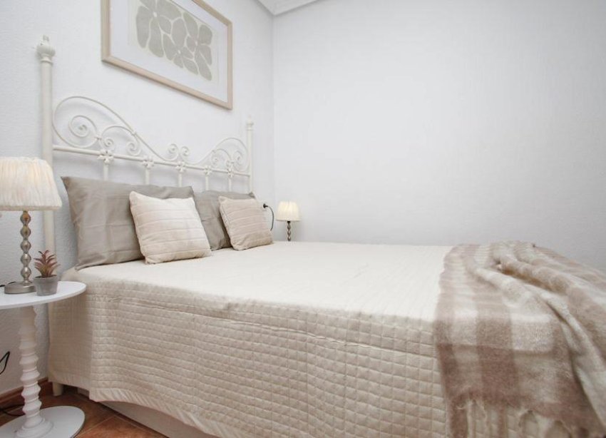 Resale - Apartment - Torrevieja - torrevieja