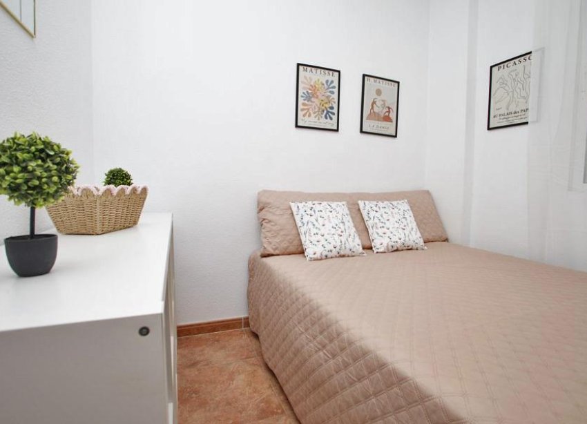 Resale - Apartment - Torrevieja - torrevieja