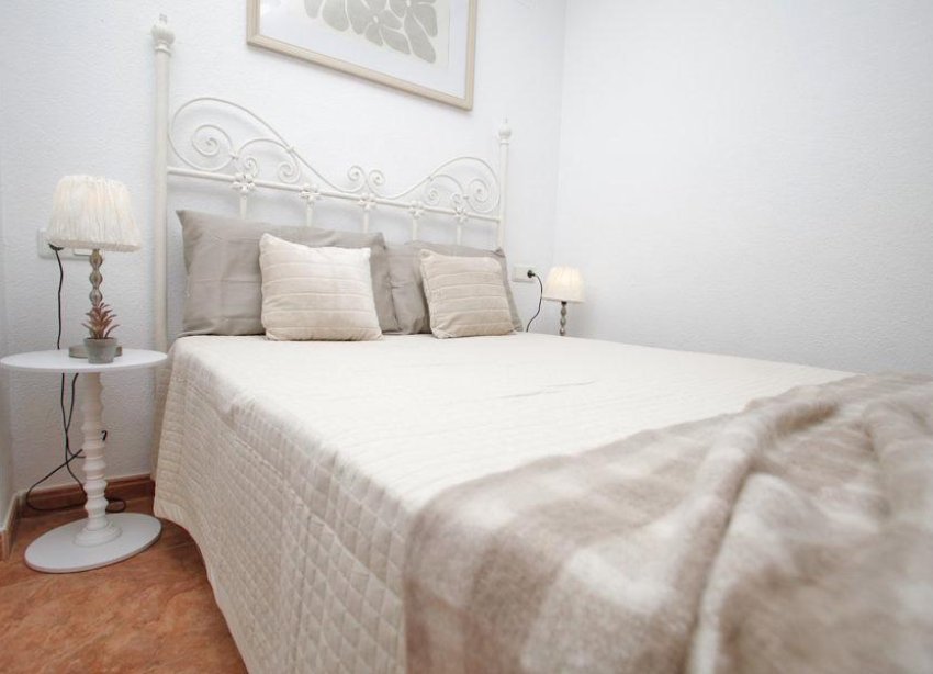 Resale - Apartment - Torrevieja - torrevieja