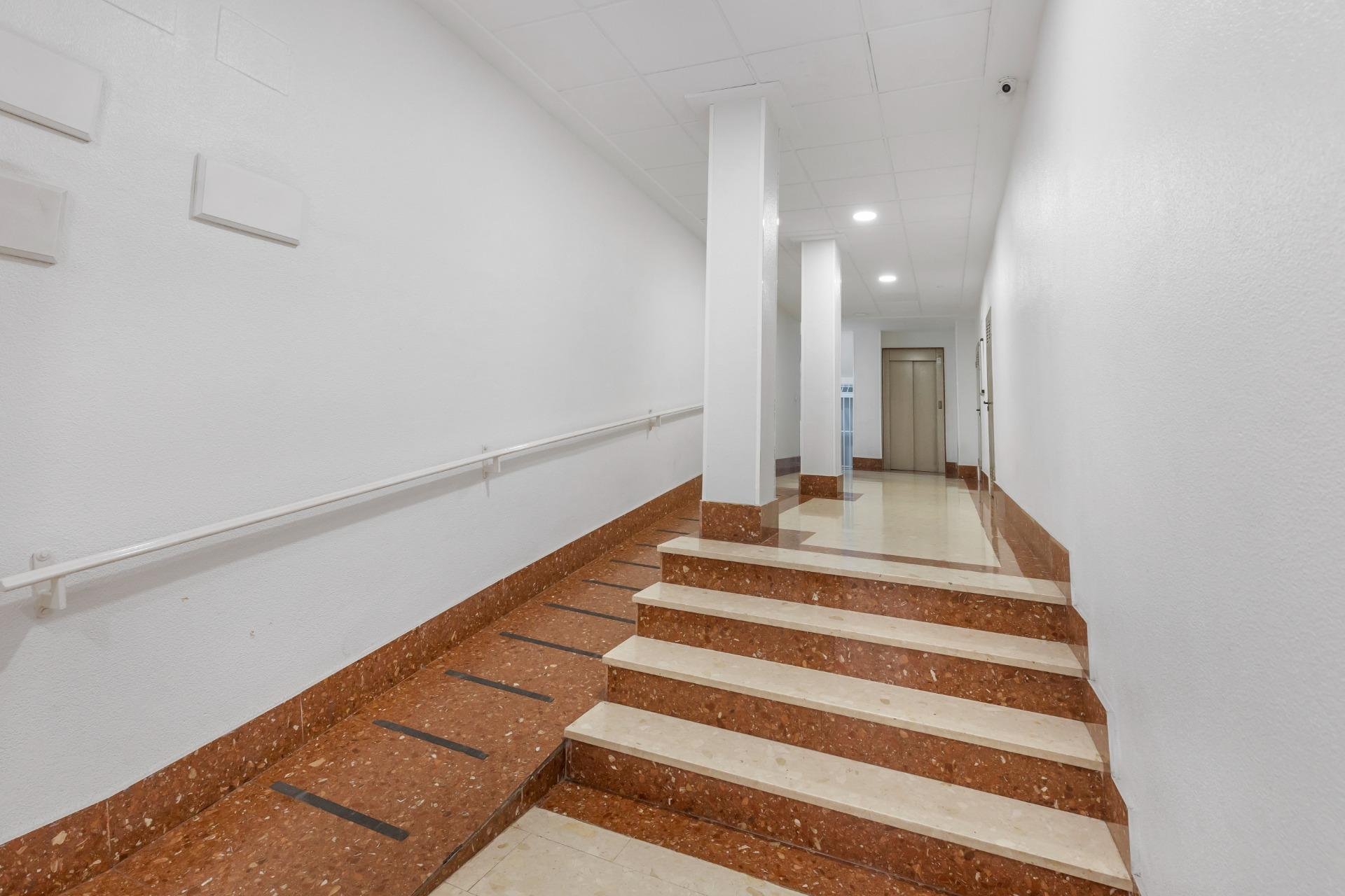 Resale - Apartment - Torrevieja - torrevieja