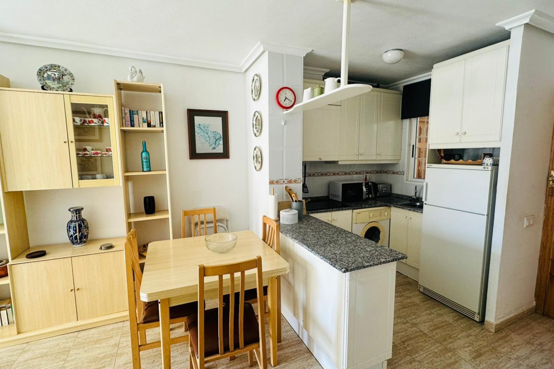 Resale - Apartment - Torrevieja - Urbanización San Luis