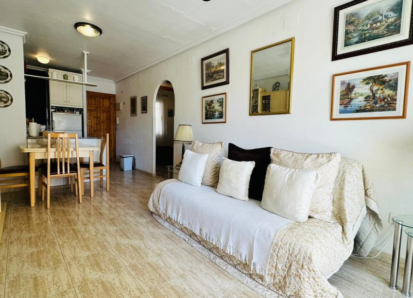 Resale - Apartment - Torrevieja - Urbanización San Luis