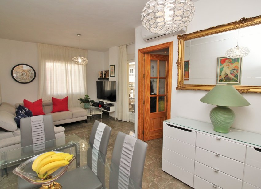 Resale - Apartment - Torrevieja