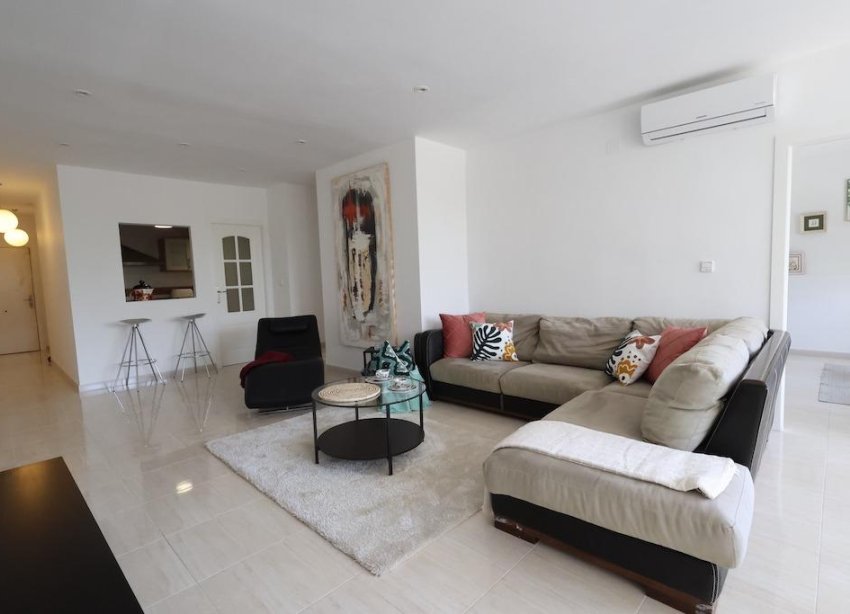 Resale - Apartment - Torrevieja