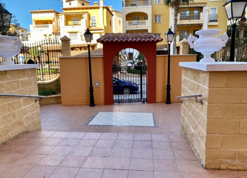 Resale - Apartment - Torrevieja