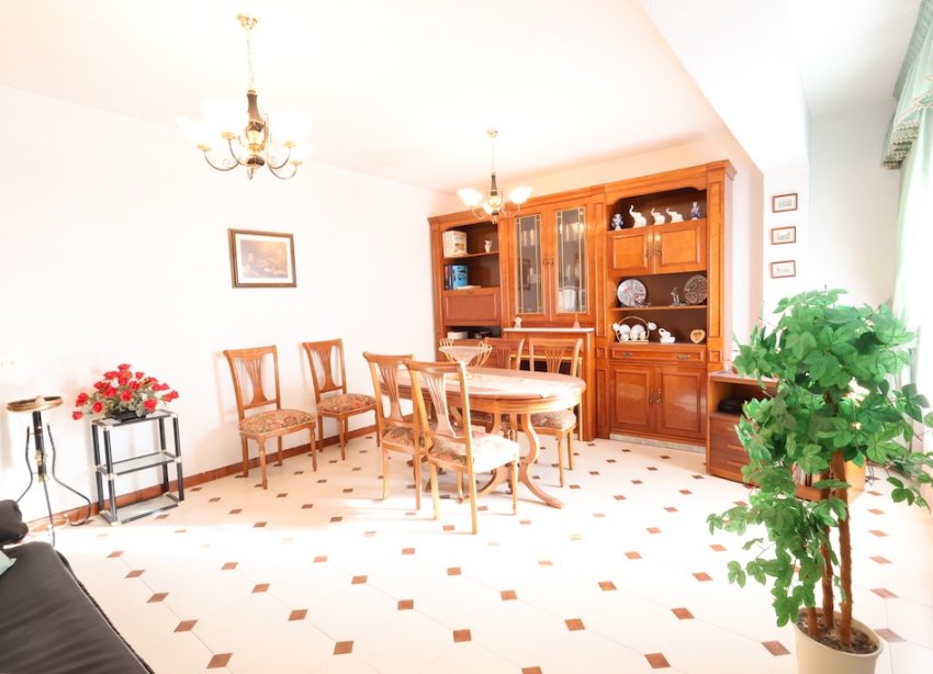 Resale - Apartment - Torrevieja