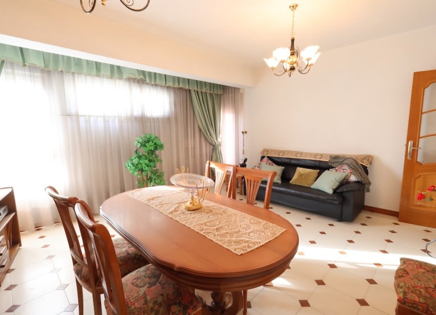 Resale - Apartment - Torrevieja