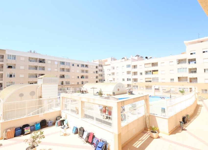 Resale - Apartment - Torrevieja