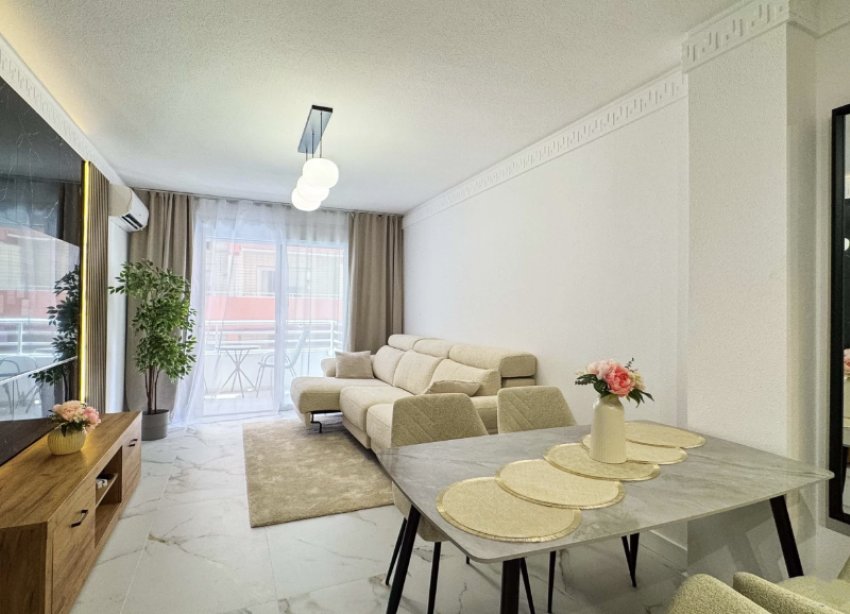 Resale - Apartment - Torrevieja