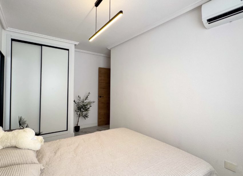 Resale - Apartment - Torrevieja