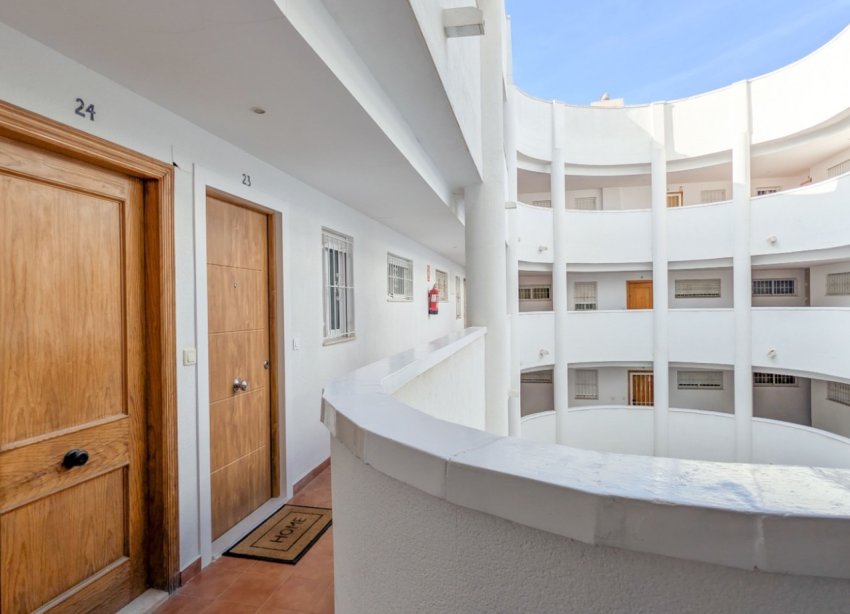 Resale - Apartment - Torrevieja