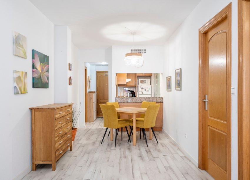 Resale - Apartment - Torrevieja