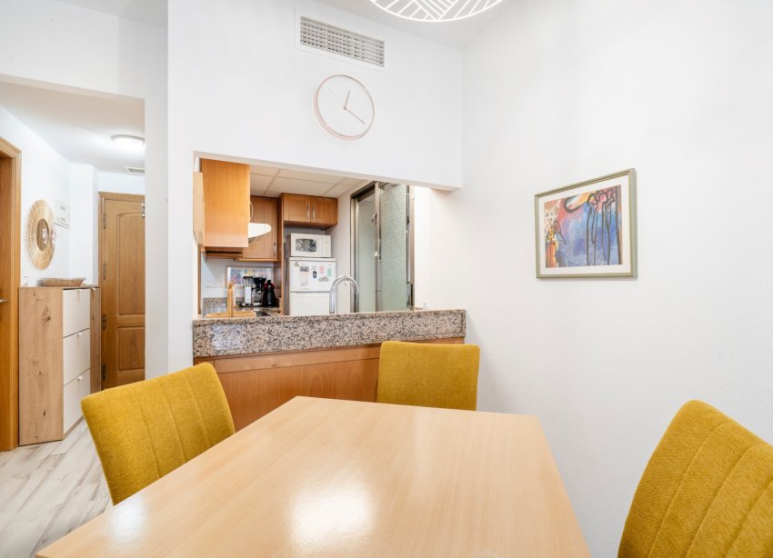 Resale - Apartment - Torrevieja