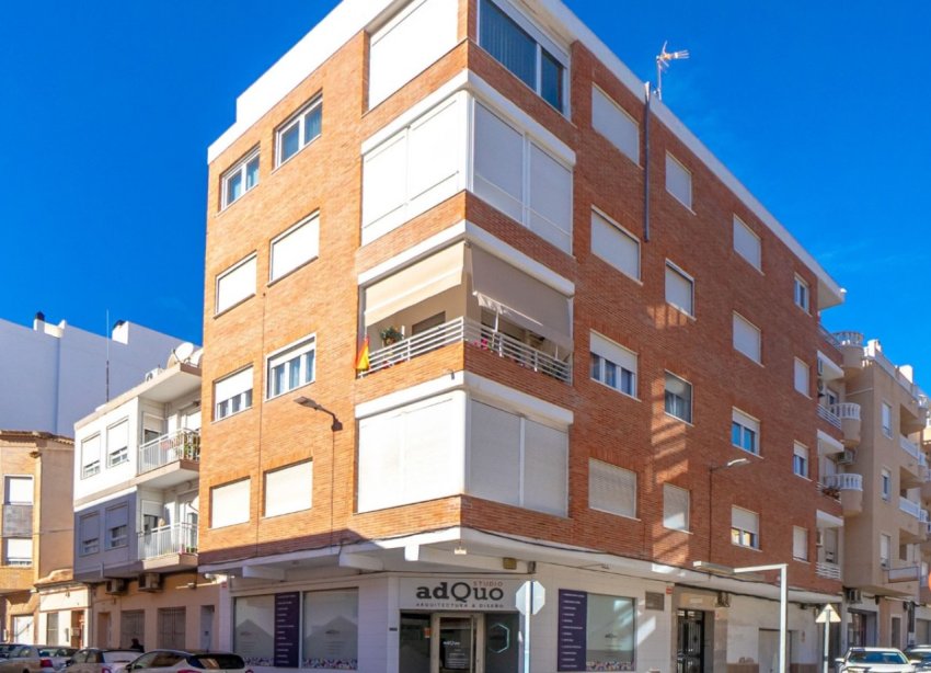Resale - Apartment - Torrevieja