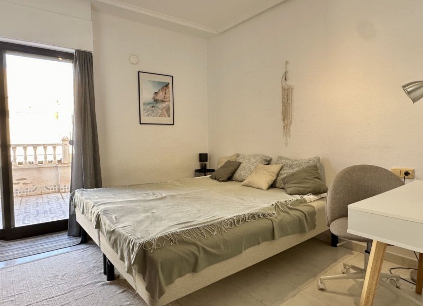 Resale - Apartment - Torrevieja