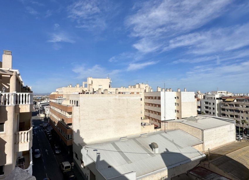 Resale - Apartment - Torrevieja