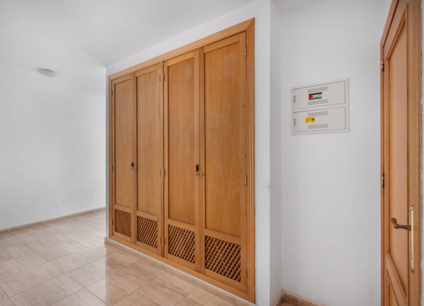 Resale - Apartment - Torrevieja