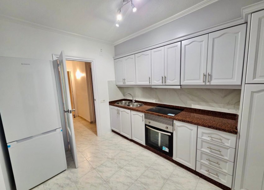 Resale - Apartment - Torrevieja