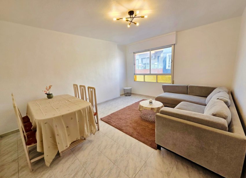 Resale - Apartment - Torrevieja