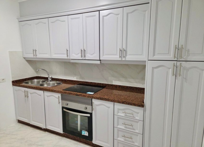 Resale - Apartment - Torrevieja