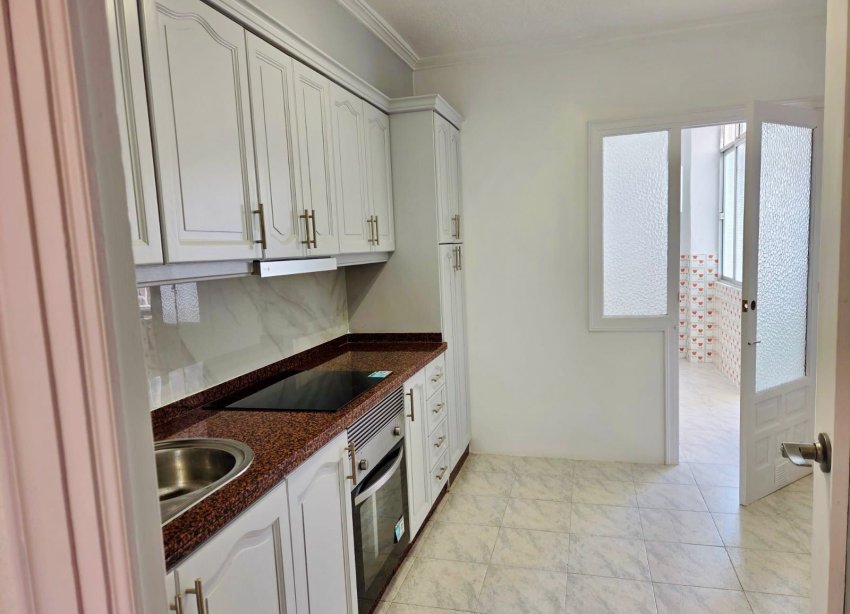 Resale - Apartment - Torrevieja