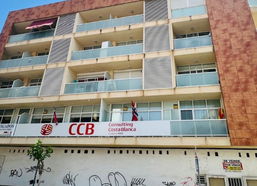 Resale - Apartment - Torrevieja