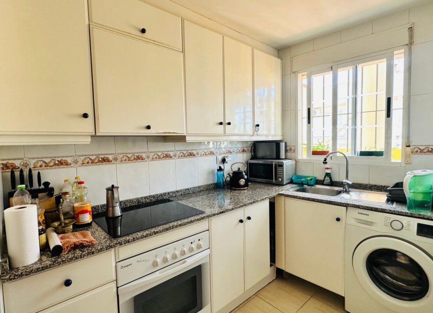 Resale - Apartment - Torrevieja