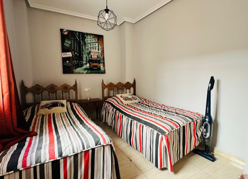 Resale - Apartment - Torrevieja