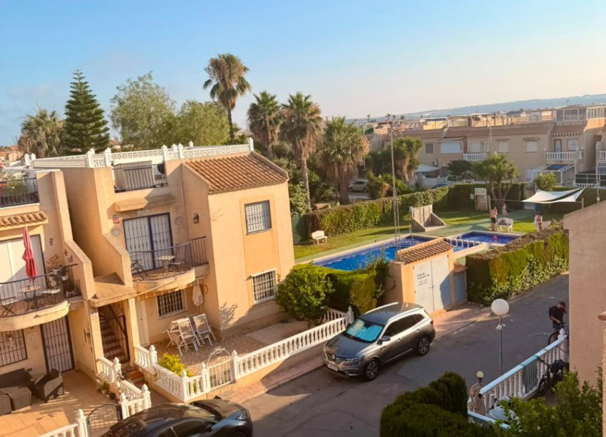 Resale - Apartment - Torrevieja