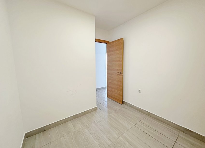 Resale - Apartment - Torrevieja