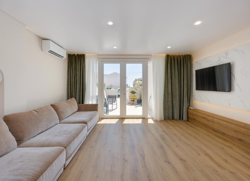 Resale - Apartment - Torrevieja