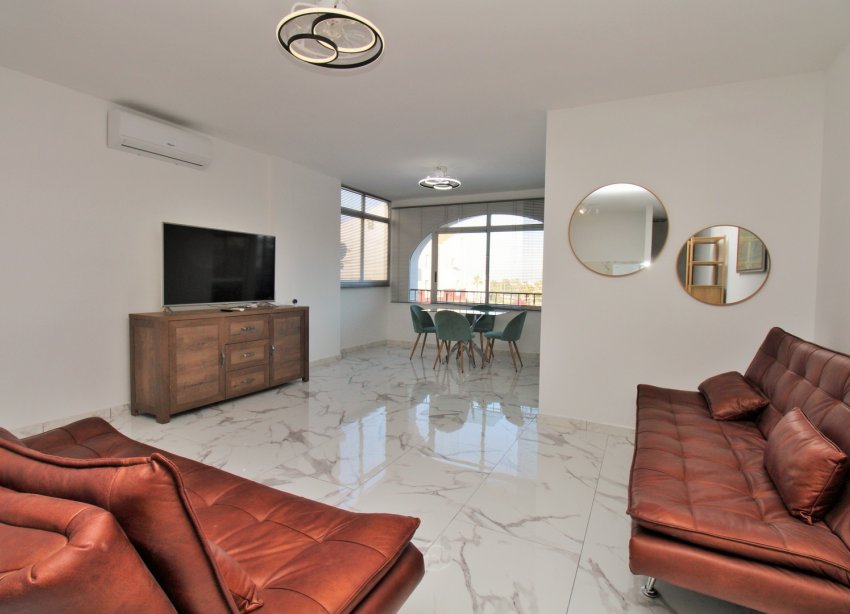 Resale - Apartment - Villamartin - Villamartín