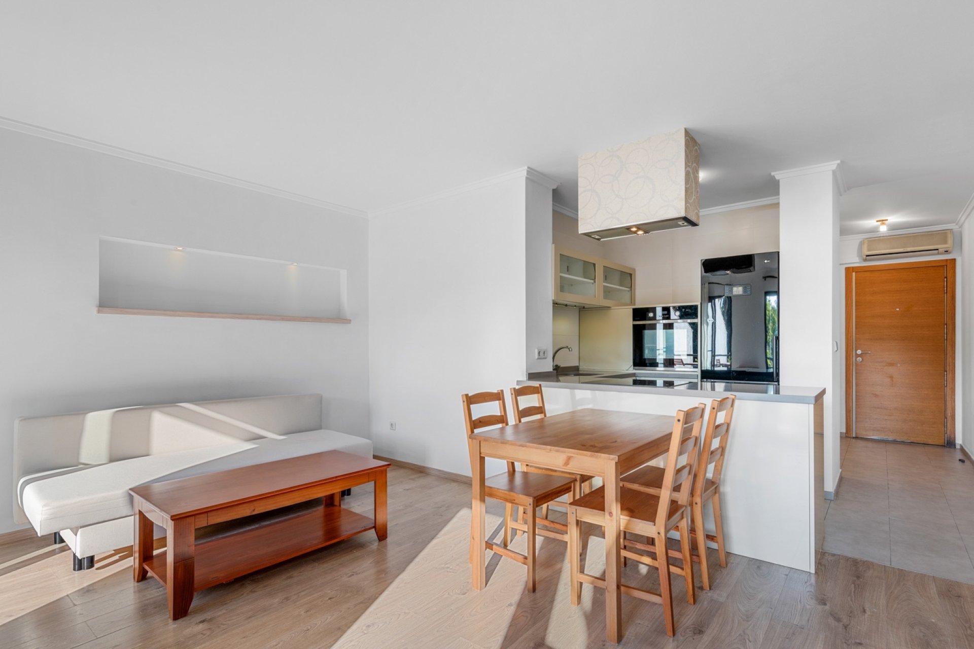 Resale - Apartment - Villamartin - Villamartín