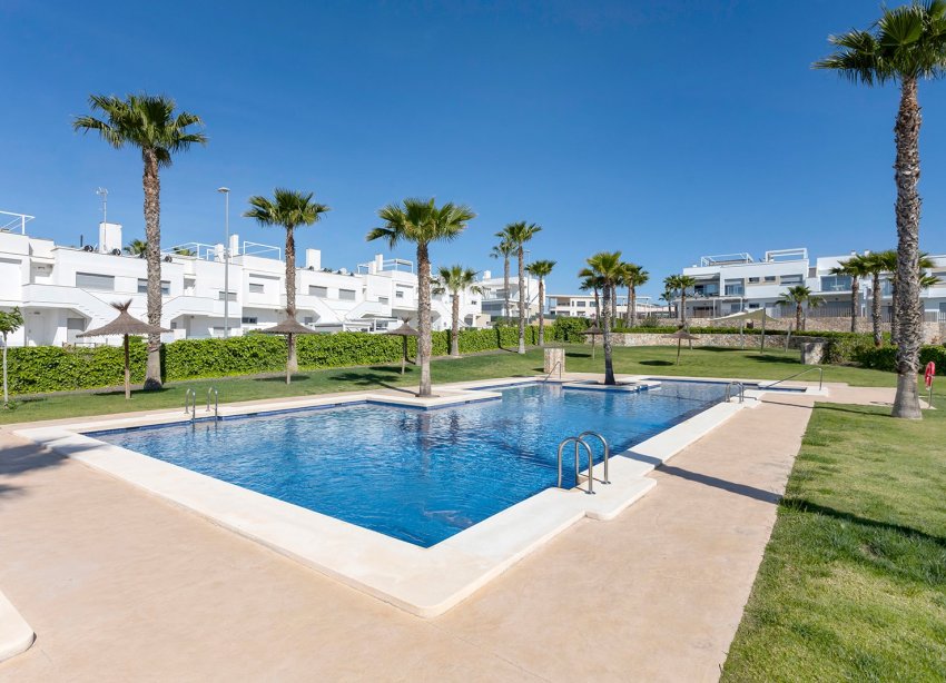 Resale - Apartment - Vistabella Golf