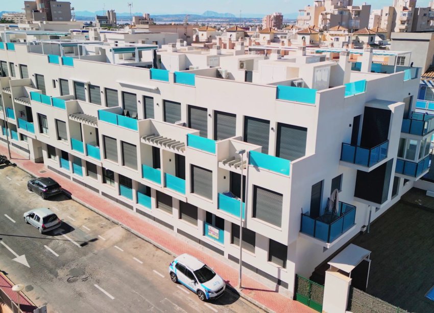 Resale - Apartments - Torrevieja