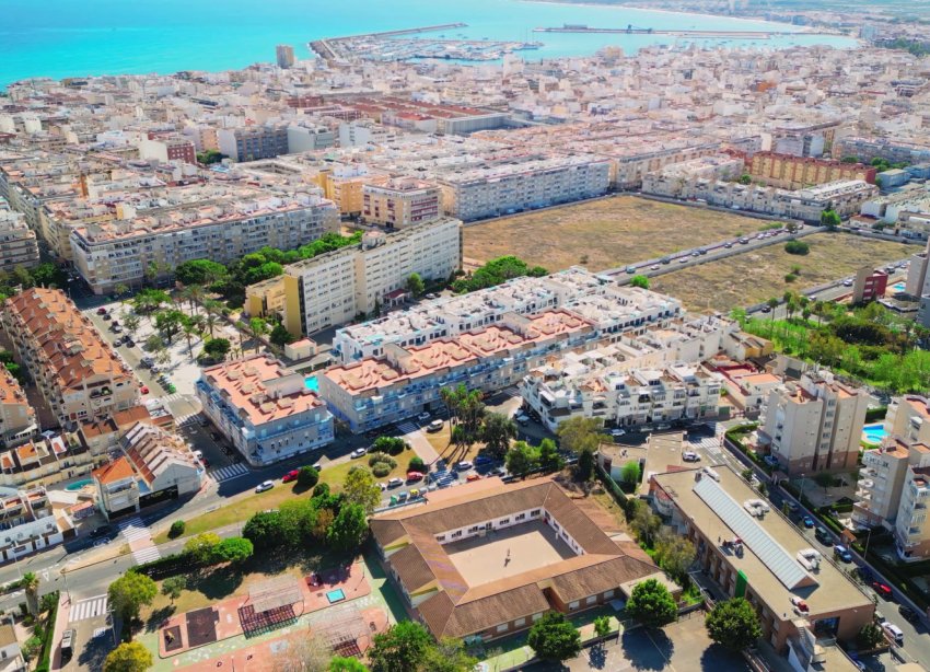 Resale - Apartments - Torrevieja