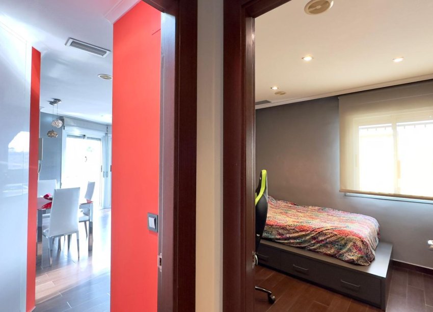 Resale - Building - Torrevieja - Playa del Cura