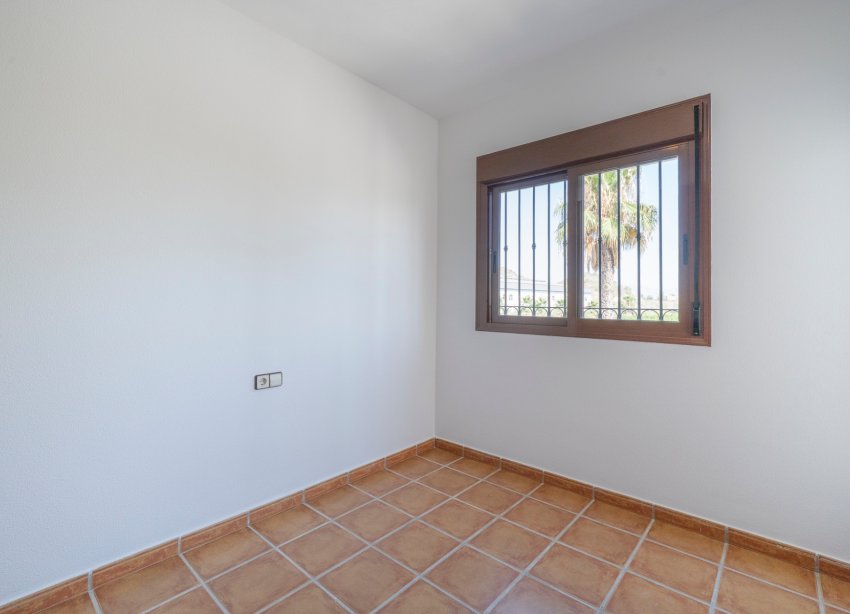 Resale - Bungalow - Algorfa
