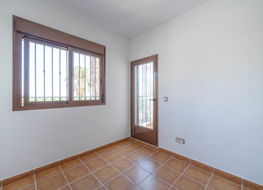 Resale - Bungalow - Algorfa