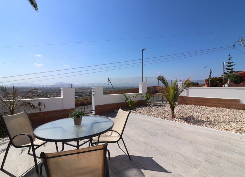 Resale - Bungalow - Ciudad Quesada - Altos de Quesada