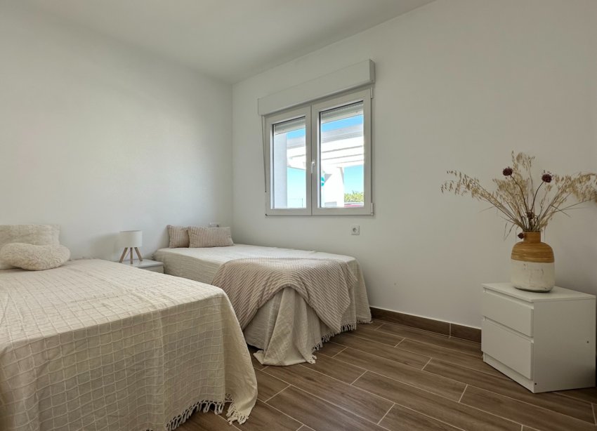 Resale - Bungalow - Ciudad Quesada - Altos de Quesada