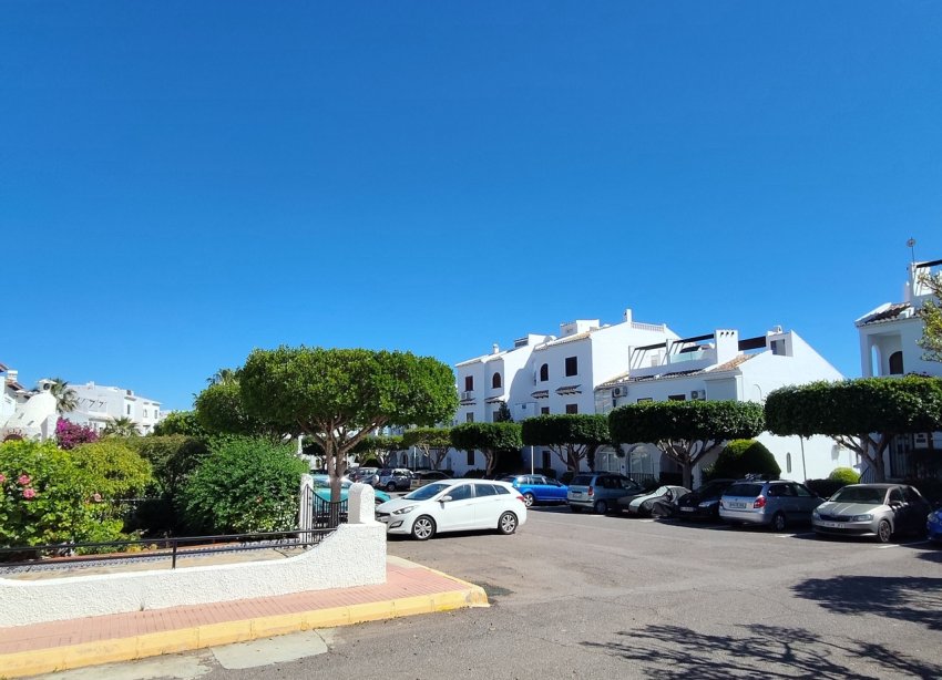 Resale - Bungalow - Ciudad Quesada